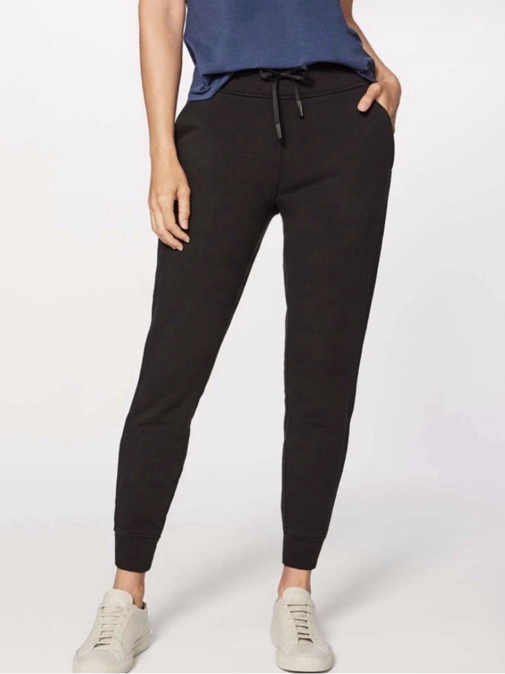 Lululemon Warm Down Joggers Womens Black Sweatpants Drawstring Activewear Size 8